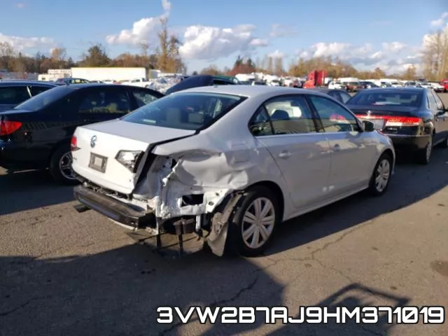3VW2B7AJ9HM371019