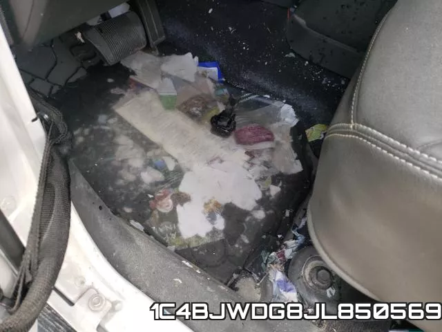 1C4BJWDG8JL850569_9.webp