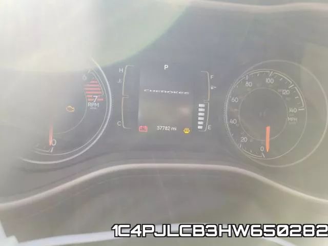 1C4PJLCB3HW650282_8.webp