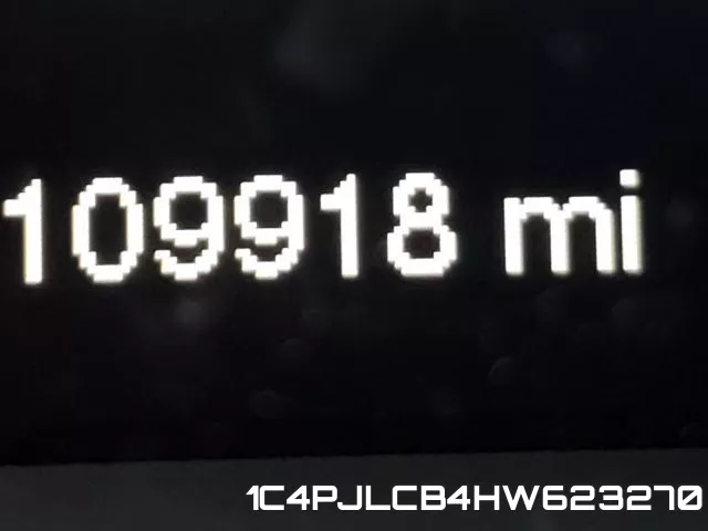 1C4PJLCB4HW623270_8.webp