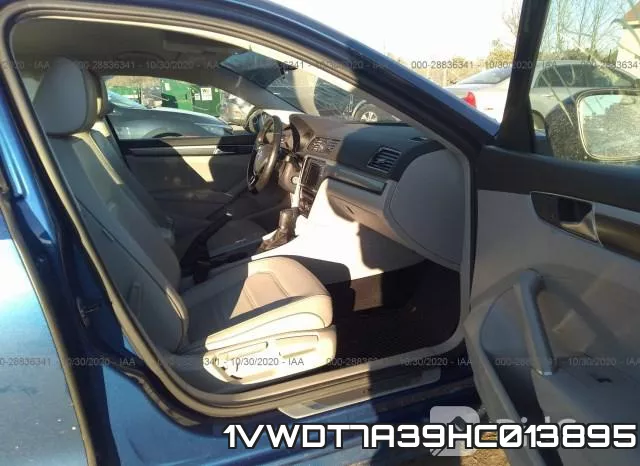 1VWDT7A39HC013895_5.webp