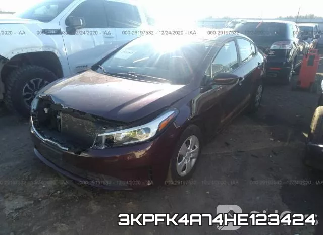 3KPFK4A74HE123424_2.webp