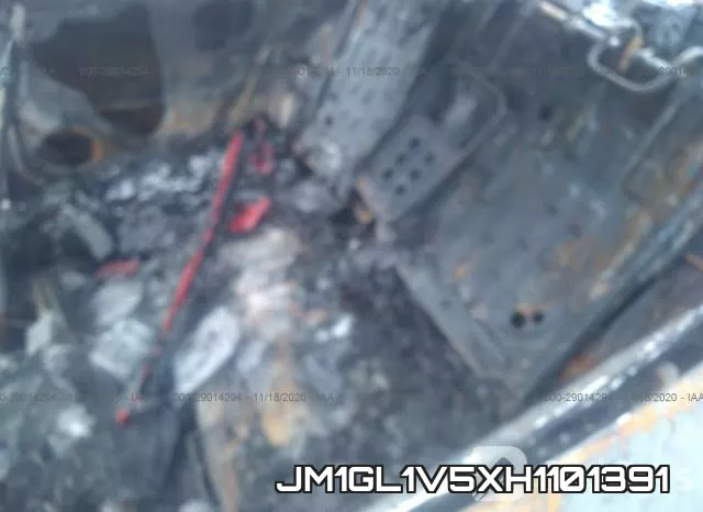 JM1GL1V5XH1101391_8.webp