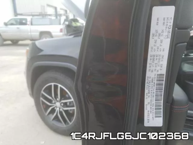 1C4RJFLG6JC102368_10.webp