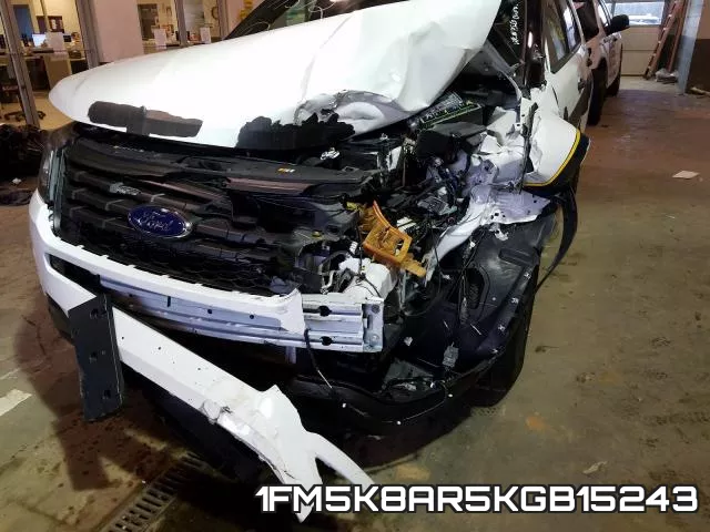 1FM5K8AR5KGB15243_9.webp