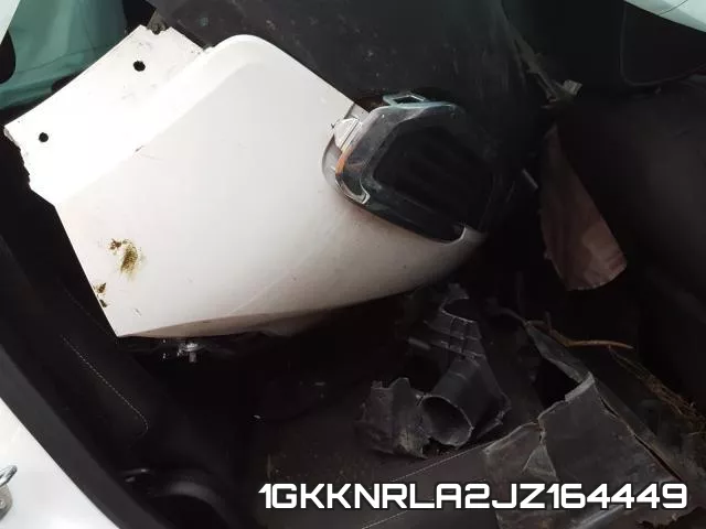 1GKKNRLA2JZ164449_6.webp