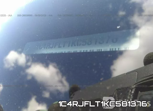 1C4RJFLT1KC581376_9.webp