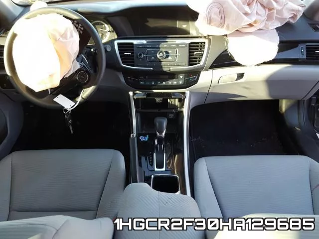 1HGCR2F30HA129685_9.webp