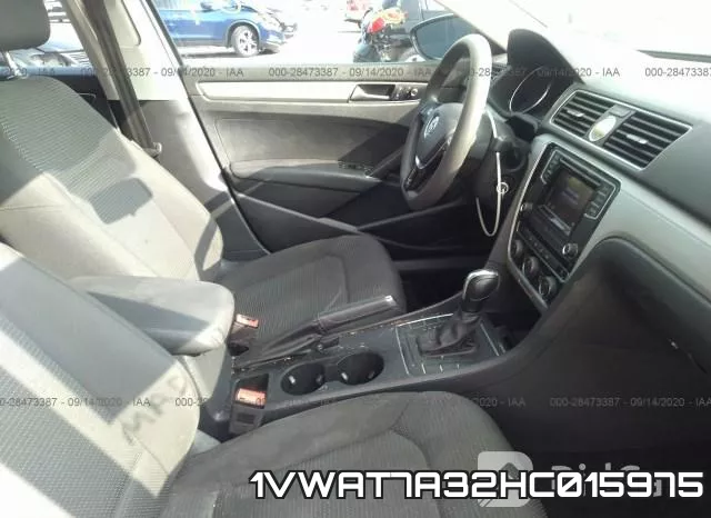 1VWAT7A32HC015975_5.webp