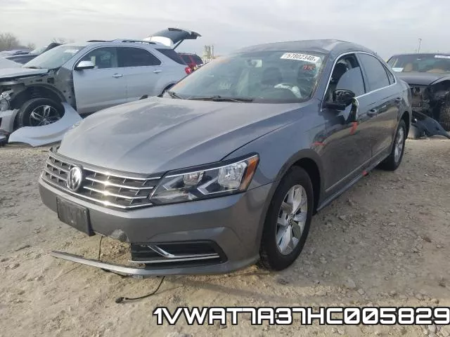 1VWAT7A37HC005829_2.webp