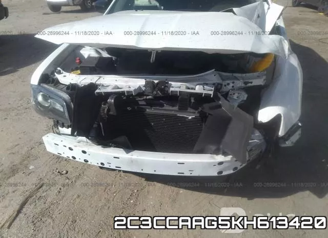 2C3CCAAG5KH613420_6.webp