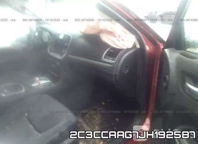 2C3CCAAG7JH192587_5.webp
