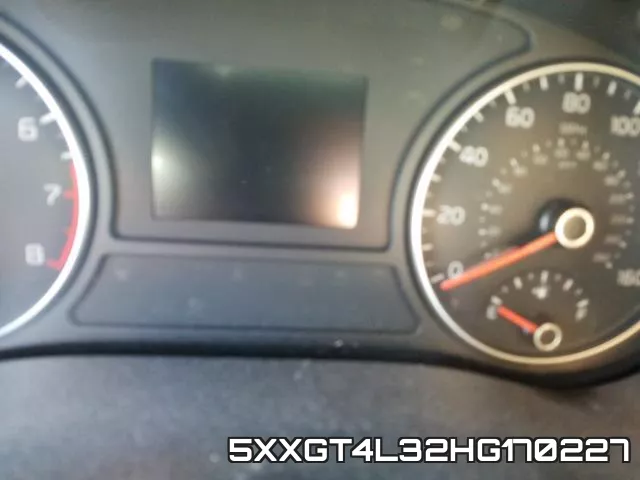5XXGT4L32HG170227_8.webp