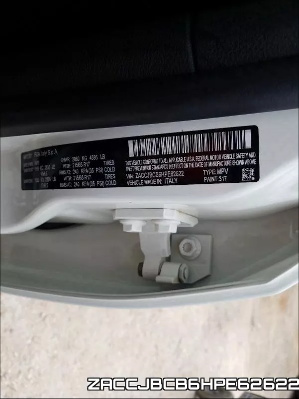 ZACCJBCB6HPE62622_10.webp