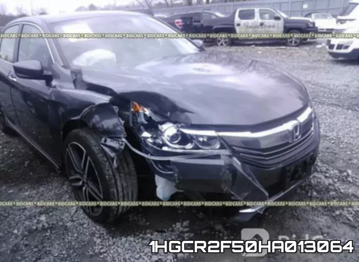 1HGCR2F50HA013064_6.webp
