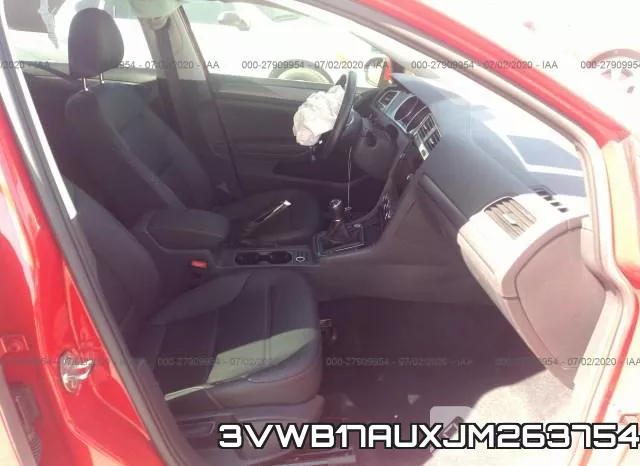 3VWB17AUXJM263754_5.webp
