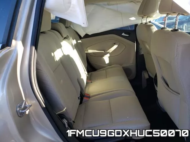 1FMCU9GDXHUC50070