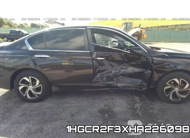 1HGCR2F3XHA226098_6.webp