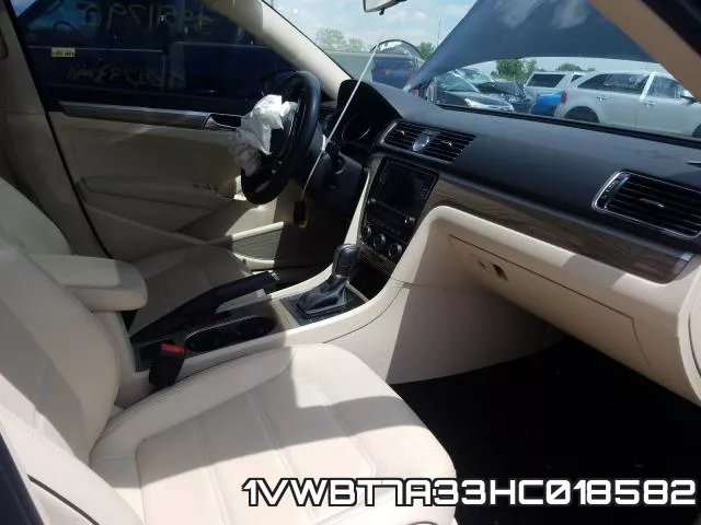 1VWBT7A33HC018582_5.webp