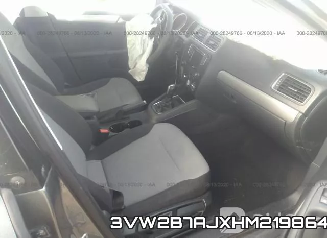 3VW2B7AJXHM219864_5.webp