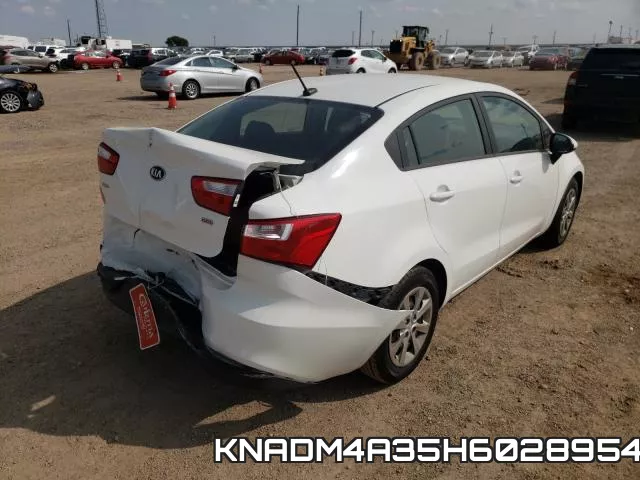 KNADM4A35H6028954_4.webp