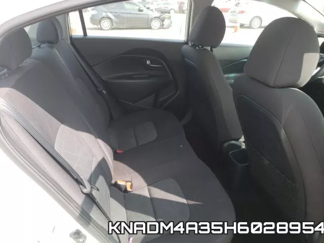 KNADM4A35H6028954_6.webp