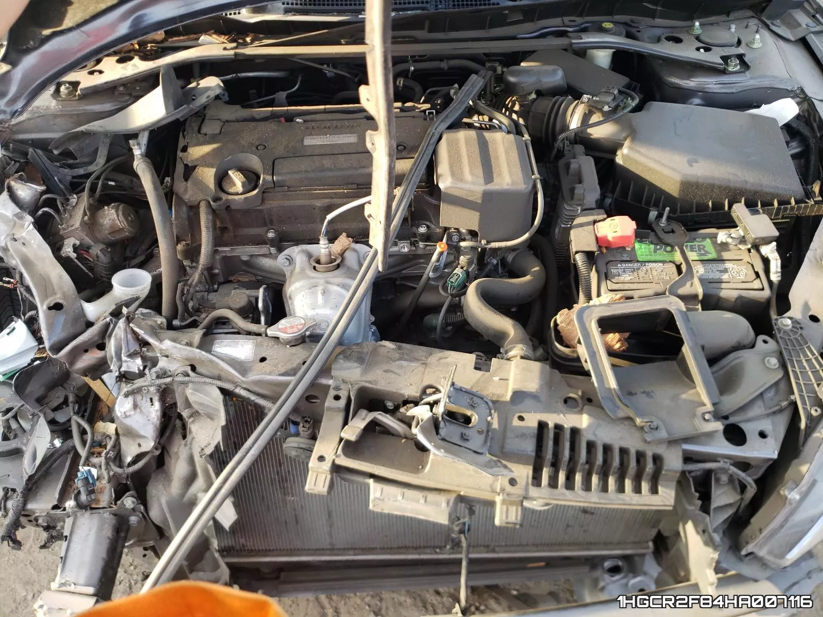 1HGCR2F84HA007116_7.webp