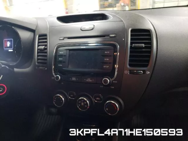 3KPFL4A71HE150593_9.webp