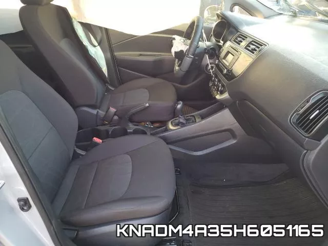 KNADM4A35H6051165_5.webp