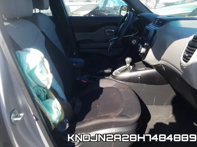 KNDJN2A28H7484889_5.webp