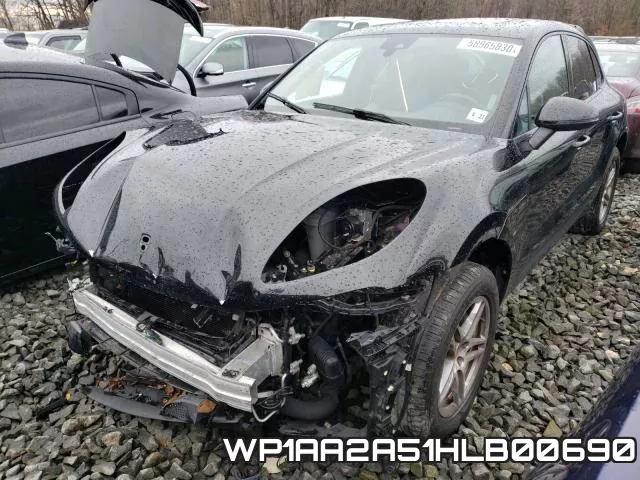 WP1AA2A51HLB00690_2.webp