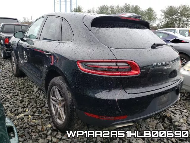 WP1AA2A51HLB00690_3.webp