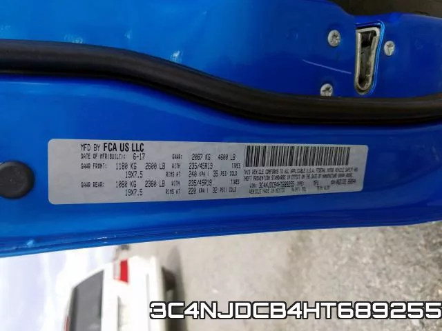 3C4NJDCB4HT689255_10.webp
