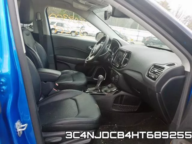 3C4NJDCB4HT689255