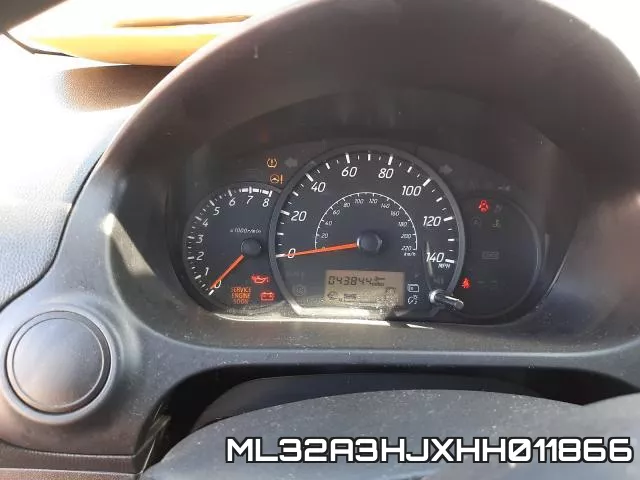 ML32A3HJXHH011866_8.webp