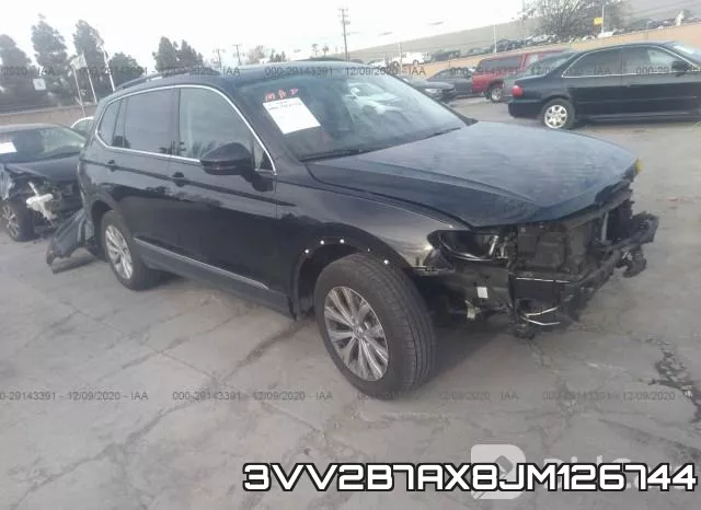 3VV2B7AX8JM126744_1.webp