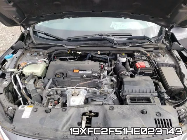 19XFC2F51HE023743_7.webp