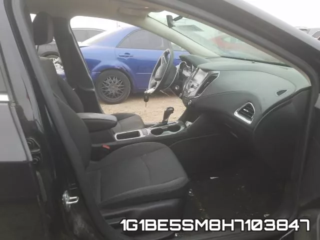 1G1BE5SM8H7103847_5.webp