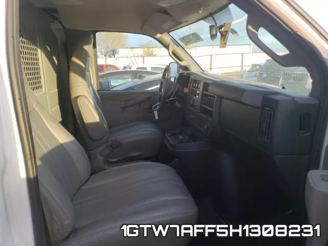 1GTW7AFF5H1308231_5.webp