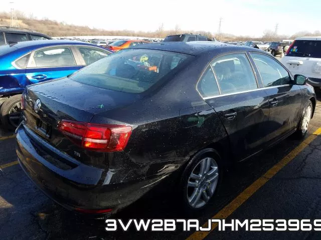 3VW2B7AJ7HM253969_4.webp