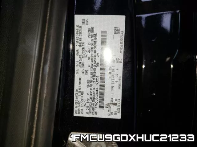 1FMCU9GDXHUC21233_10.webp