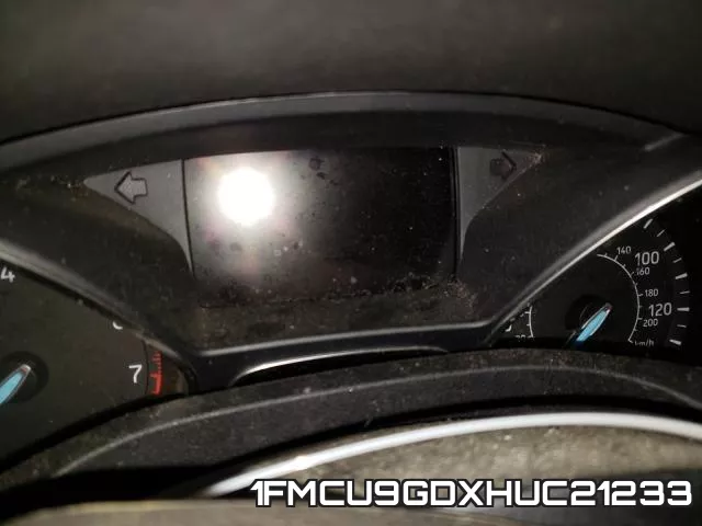 1FMCU9GDXHUC21233_8.webp