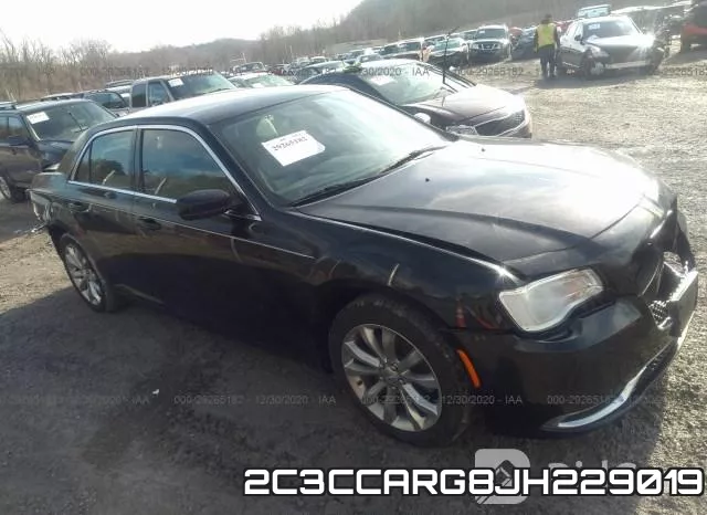 2C3CCARG8JH229019_1.webp