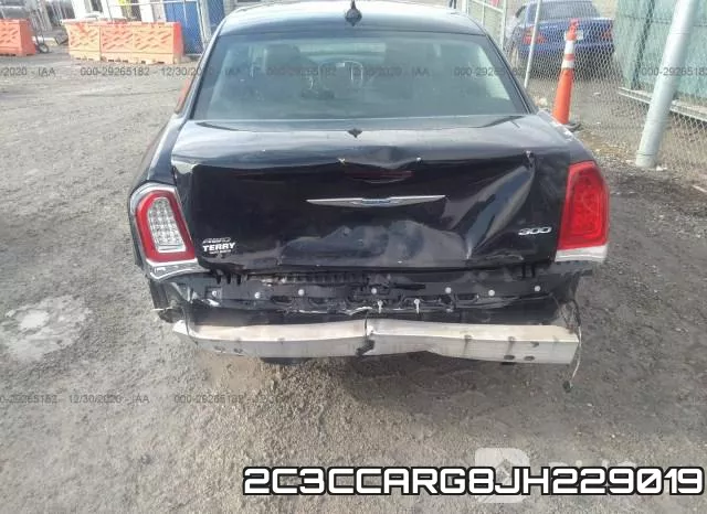 2C3CCARG8JH229019_6.webp