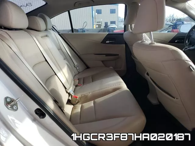 1HGCR3F87HA020187_6.webp