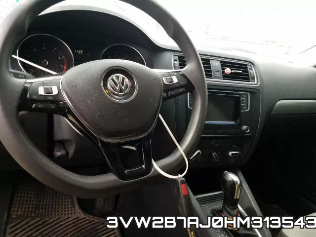 3VW2B7AJ0HM313543