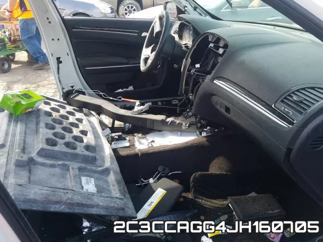 2C3CCAGG4JH160705_6.webp