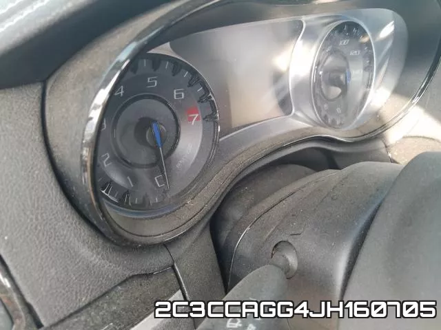 2C3CCAGG4JH160705_8.webp