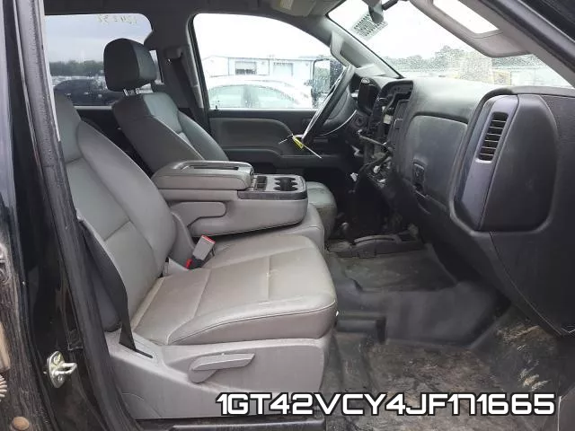 1GT42VCY4JF171665_5.webp
