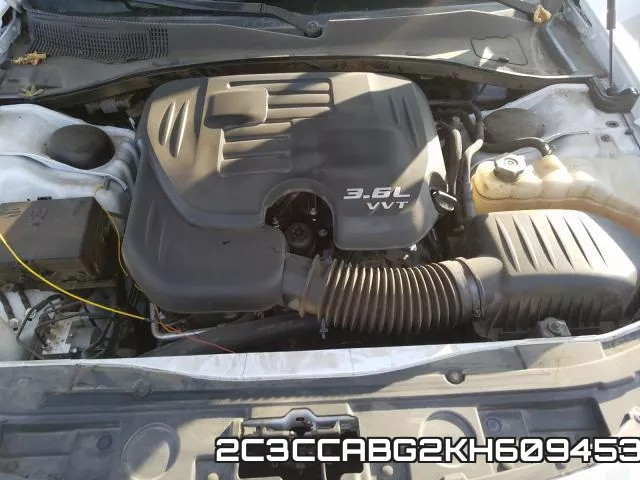 2C3CCABG2KH609453_7.webp